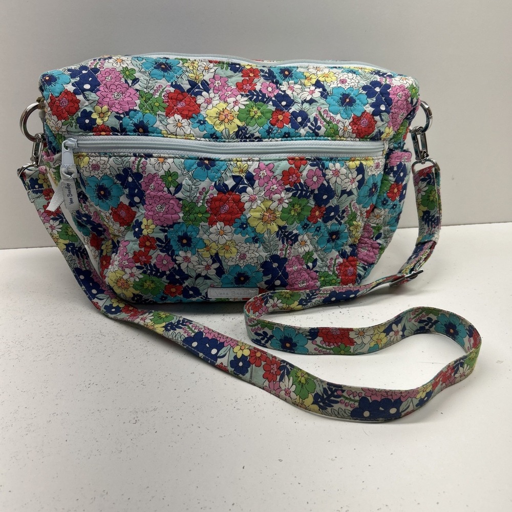 Vera Bradley‎ Far Out Floral Go Ahead Crossbody Bag Purse Adjustable Strap